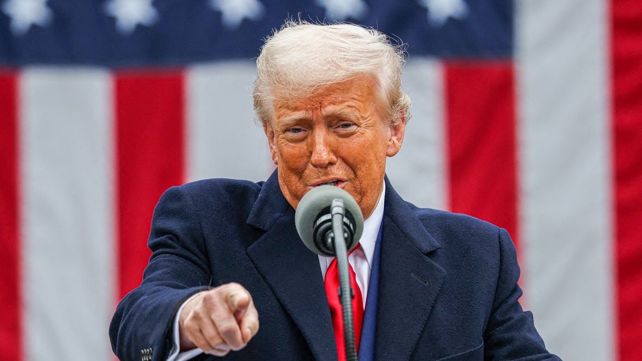 Após retaliação da China, Trump diz que sua política não mudará