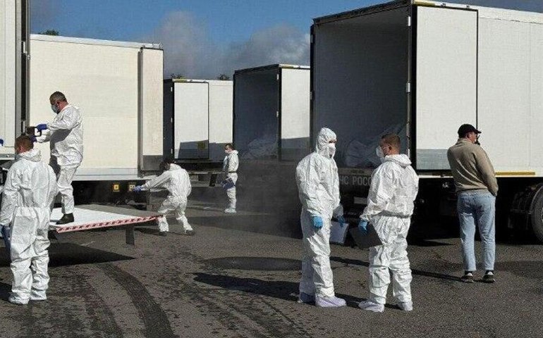 Rússia entrega a Kiev 1.000 corpos de soldados ucranianos