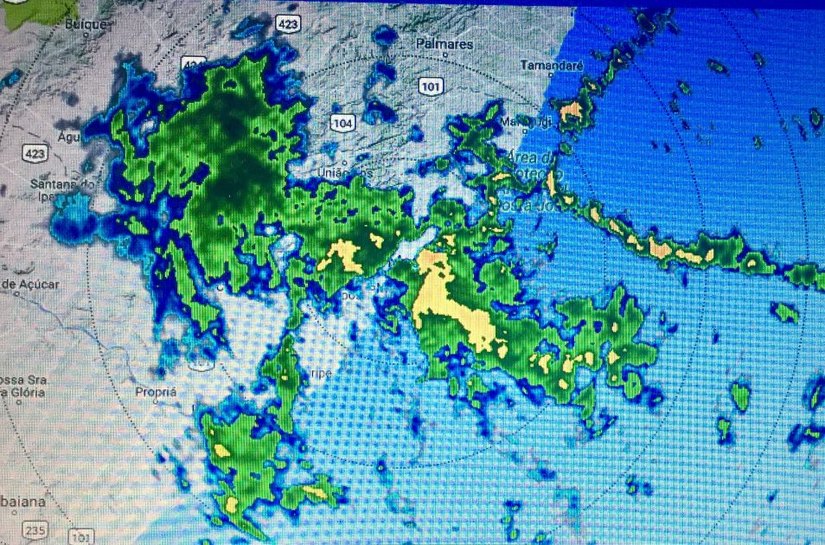 Previsão aponta chuva forte em Maceió e Defesa Civil alerta a população