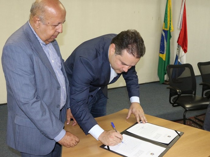 Governador Renan Filho empossou novo diretor-presidente da Arsal nesta 2ª