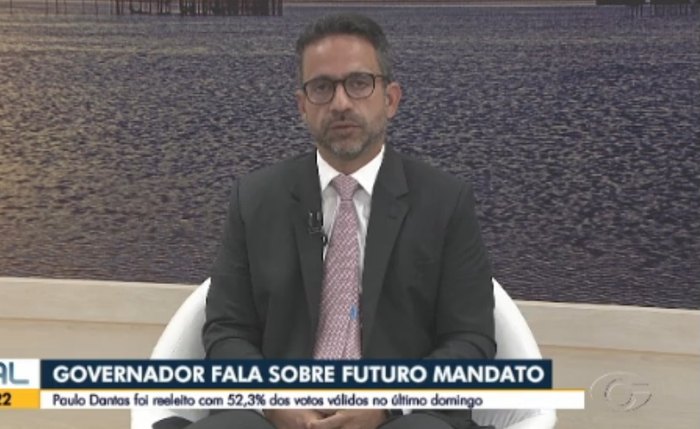Paulo Dantas durante entrevista Paulo Dantas durante entrevista