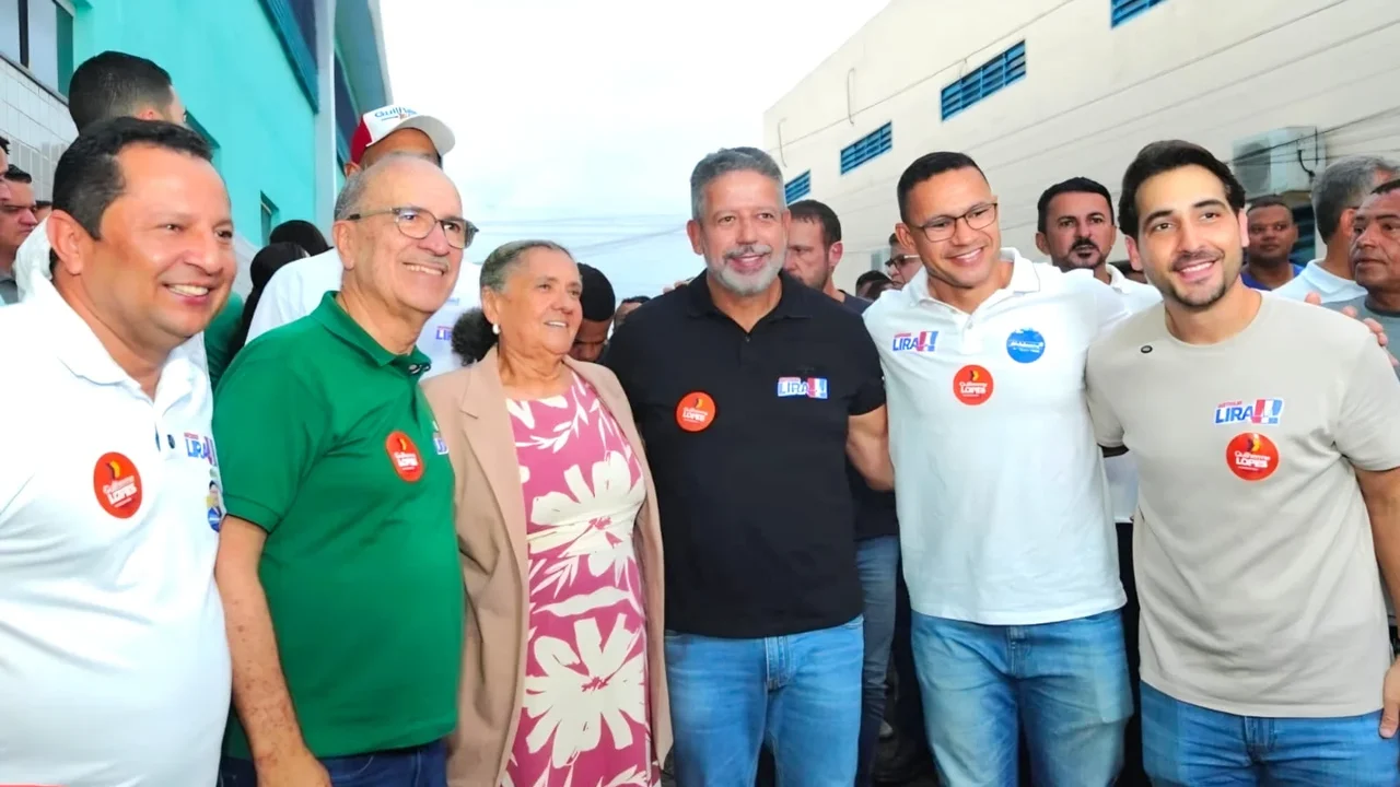 Arthur Lira fortalece caminhada ao Senado com apoio de Ronaldo Lopes, Guilherme, lideranças e população de Penedo