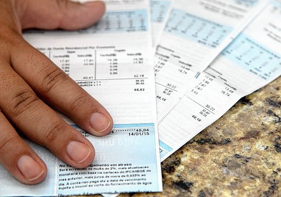 Água e esgoto terão reajuste a partir de dezembro