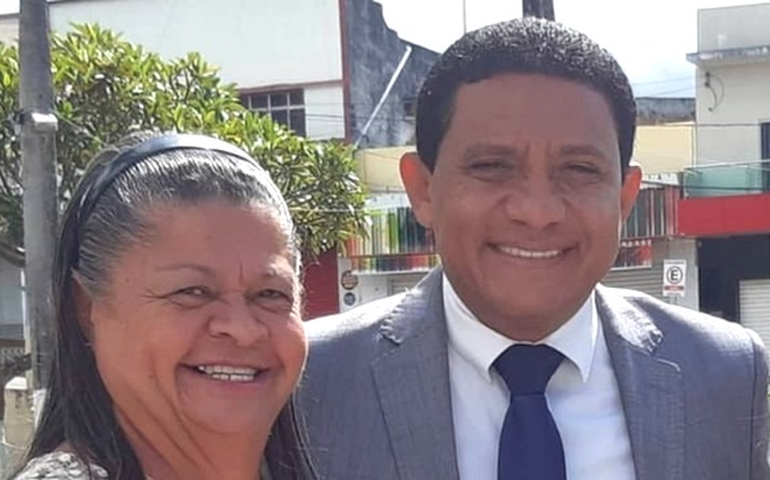 Júlio Cezar deixa Prefeitura para assumir cargo estadual; ônibus e lanches para levar a plateia: quem pagará a conta?