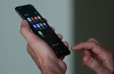 Veja dicas para proteger seu celular de golpes virtuais no carnaval