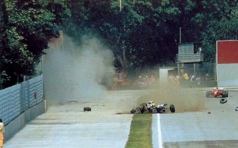 Curva onde Ayrton Senna morreu em Ímola sofreu mudança radical nos últimos anos