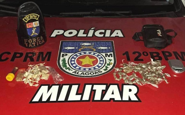 PM prende suspeito de tráfico e ligação com facção criminosa em Maceió