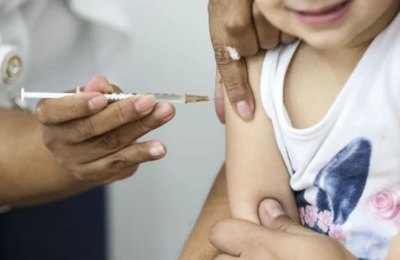Vacinação infantil chega ao quinto ano seguido abaixo da meta
