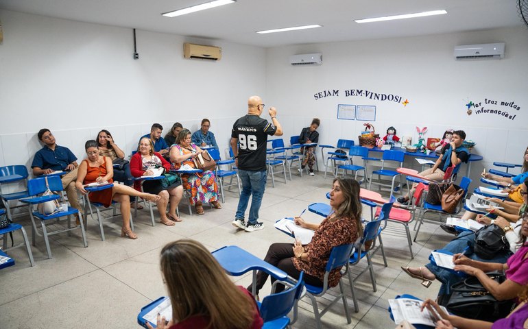 Primeiro curso de Inglês gratuito para profissionais da Educação tem aula inaugural em Maceió
