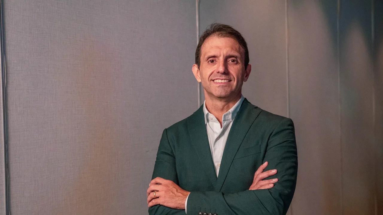 Livro mostra como as Marcas Próprias estão transformando o varejo, fortalecendo a indústria e mudando o mercado de consumo