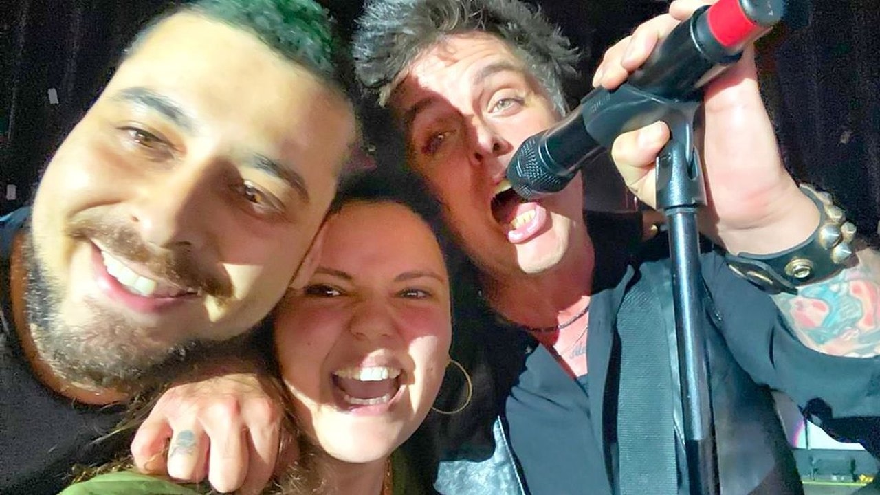 Pedida em casamento no Rock in Rio conheceu noivo em comunidade do Green Day