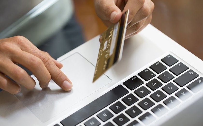 Estudo mostra aumento da compra em supermercados pela internet durante pandemia