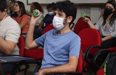 Novos professores de música da rede participam de acolhimento na sede da Educação