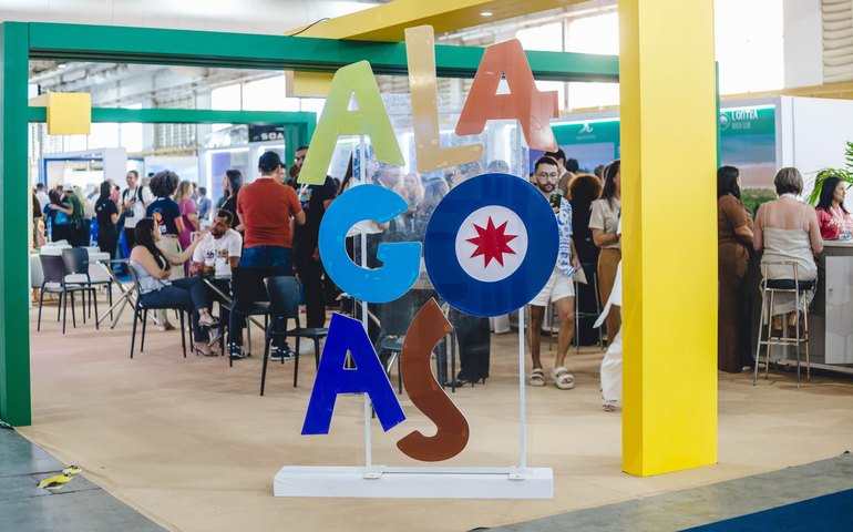 Destino Alagoas sedia a 4ª edição do Festur, que reúne mais de mil profissionais do turismo