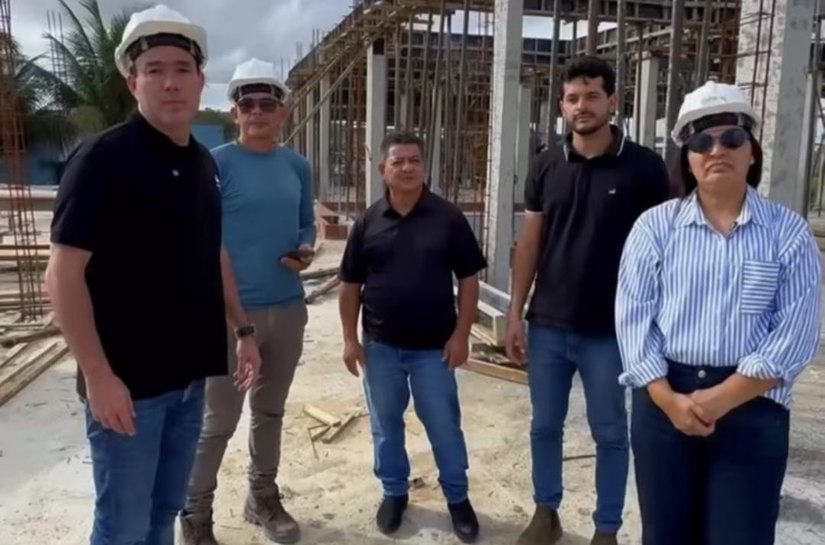 Prefeito Jorge Galvão visita andamento das obras da nova escola Maria de Lourdes, em Jundiá