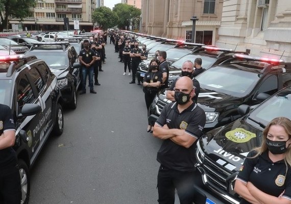 Polícia Civil do RS descobre clínica clandestina após bilhete de paciente: 'Estamos presos, com fome'