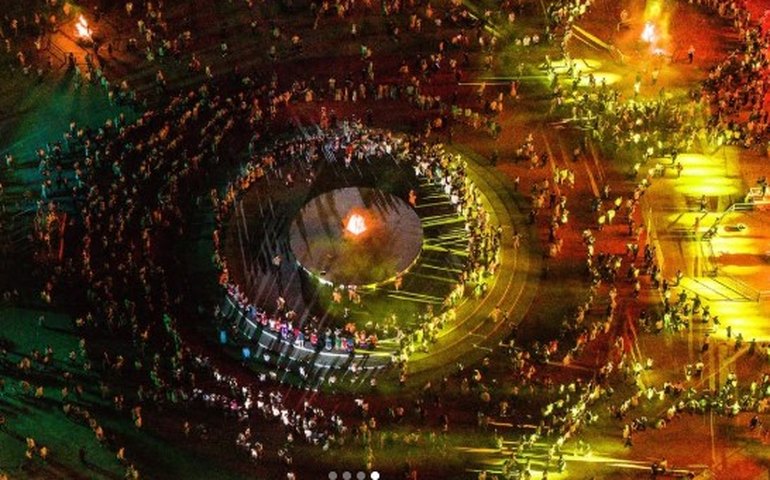 Festival da Tocha de Liangshan Yi 2025 Atrai 8,1074 Milhões de Visitantes em 14 Dias