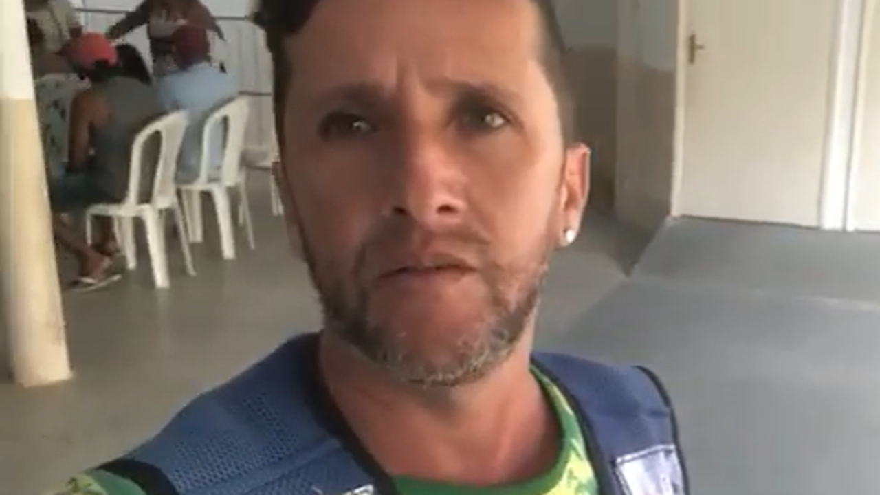 Mototaxista denuncia descaso da central de marcação de Palmeira dos Índios: “A Saúde aqui é uma vergonha”