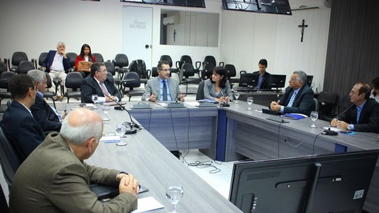 Conselho faz balanço do setor energético de Alagoas em 2013