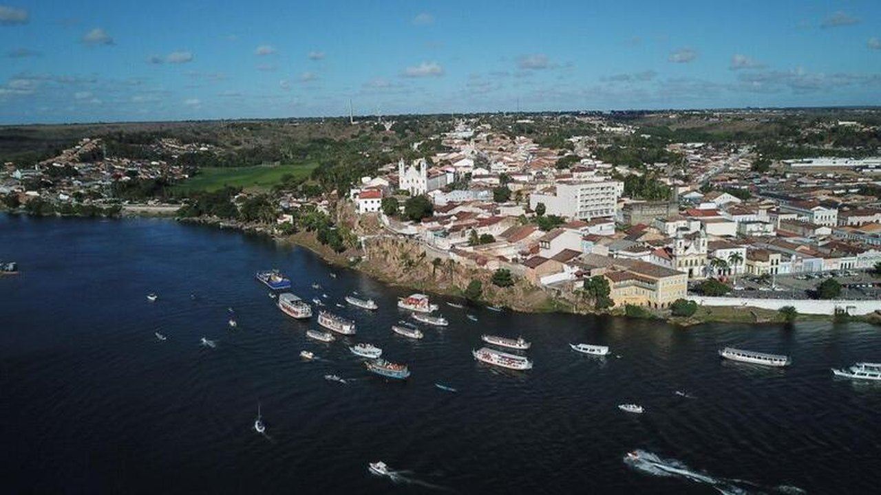 Chesf aumenta vazão em Xingó para viabilizar procissão fluvial de Bom Jesus em Penedo