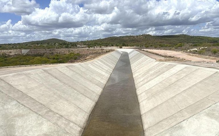 Ordem de serviço para início das obras do trecho 5 do Canal do Sertão é assinada nesta quarta-feira (29)