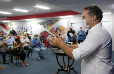 Vinte e dois municípios aderem a convênio para universalizar água e esgotamento no interior