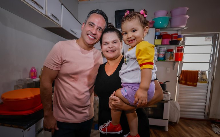 Governador visita mais uma família beneficiada pelo Cria em Matriz do Camaragibe