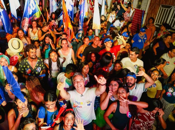Rafael Brito faz história e se torna o primeiro deputado federal de Alagoas entre os 10 melhores do Brasil