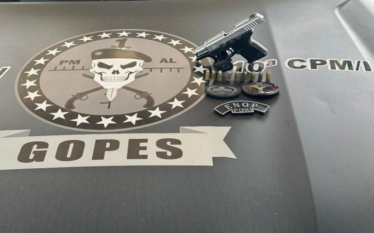 PM apreende duas pistolas e drogas em ações ostensivas na capital e interior