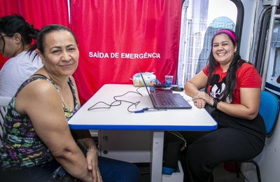 Semdes e Defensoria Pública Itinerante atendem moradores do Jacintinho nesta terça