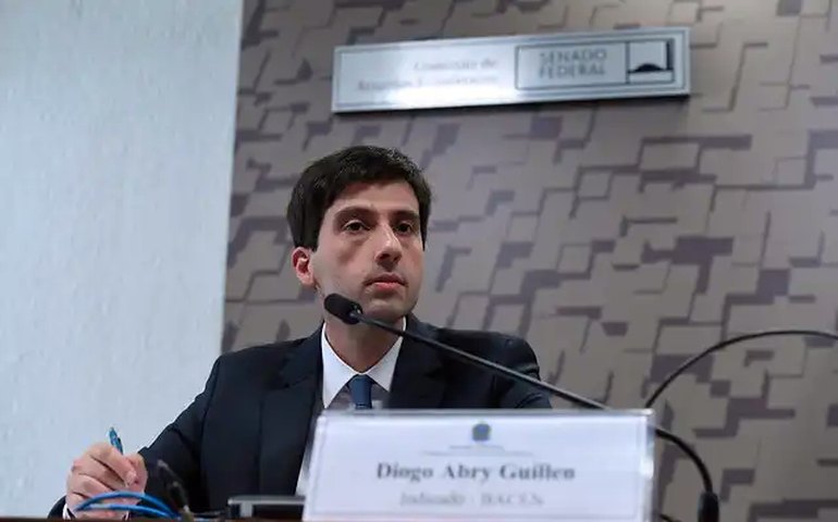 Atividade econômica do País está acima do esperado no 1º semestre, diz Guillen