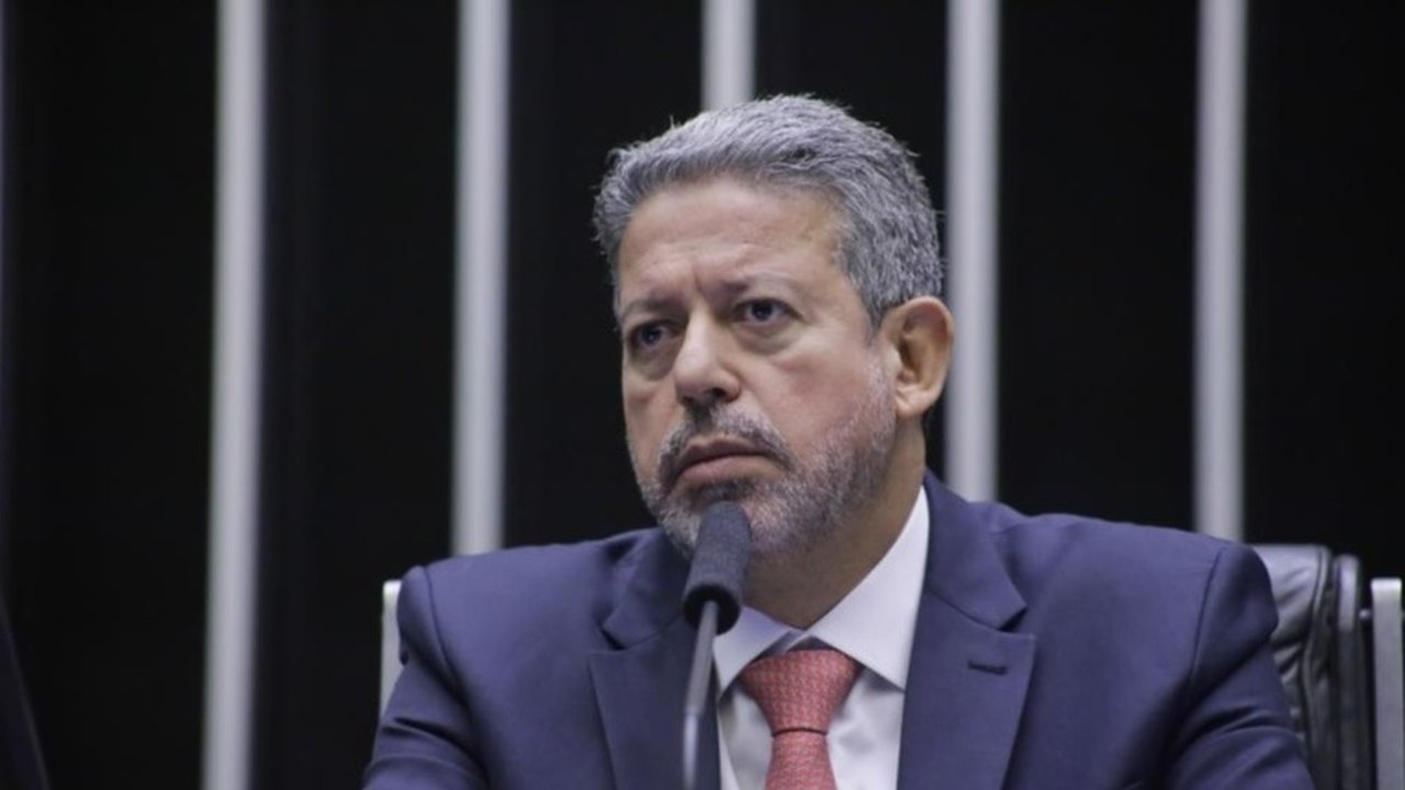 Lira desvia de pergunta sobre aumento de STF: Estamos perdendo tempo com versões