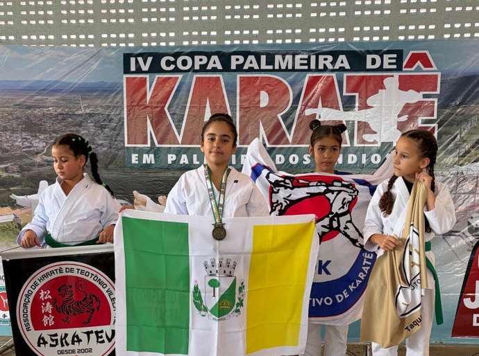 Carateca arapiraquense conquista duas medalhas de ouro em Palmeira dos Índios