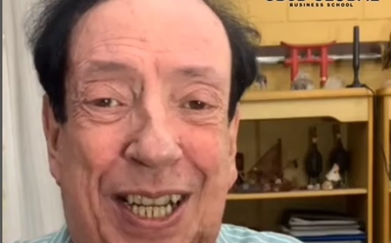 Em meio a dívida, Marcos Oliveira, o 'Beiçola', relata críticas e pede: 'Não me ofendam, me chamem pra trabalhar'