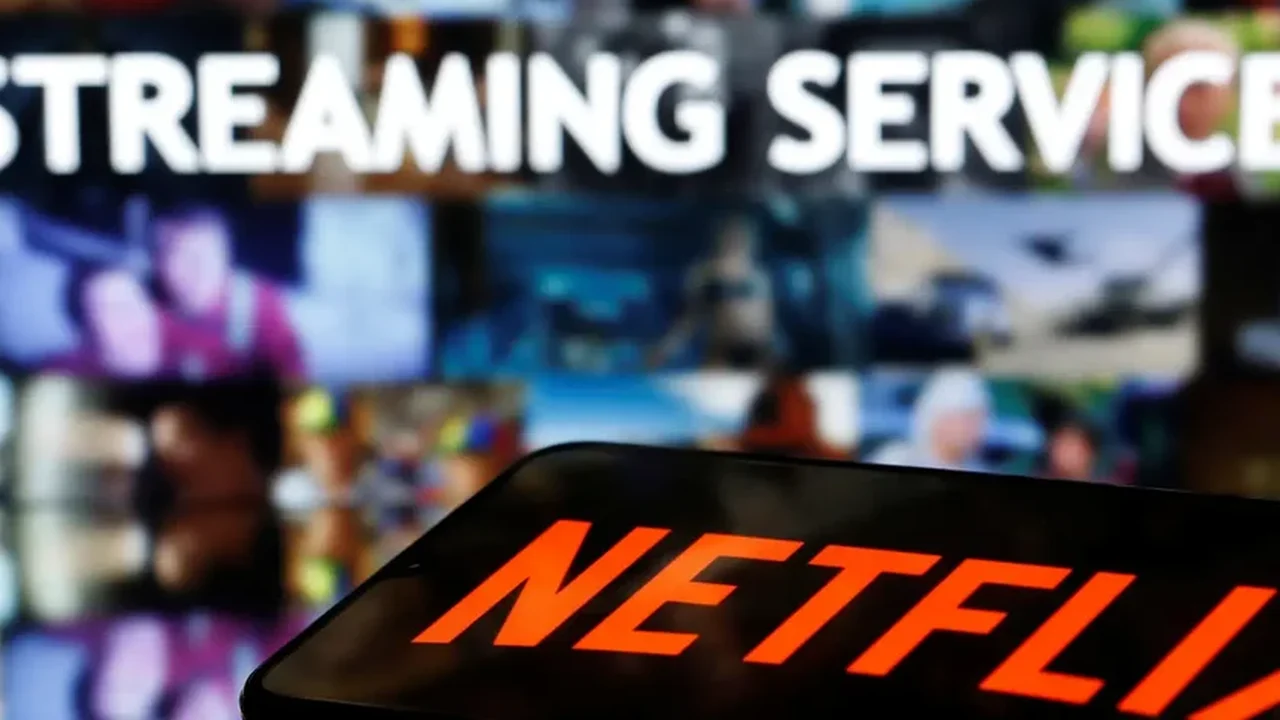 ‘Perdendo o Juízo’: vale a pena assistir à nova série de sucesso da Netflix?