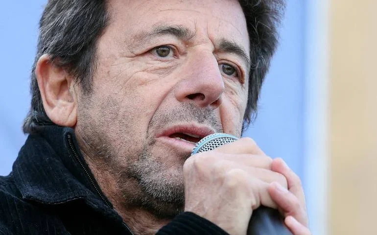 MP da França pede prisão preventiva e acusação formal contra Patrick Bruel