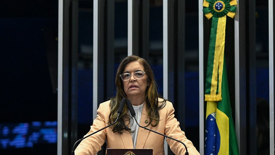 Dra. Eudócia cobra esclarecimentos sobre saúde pública em Alagoas