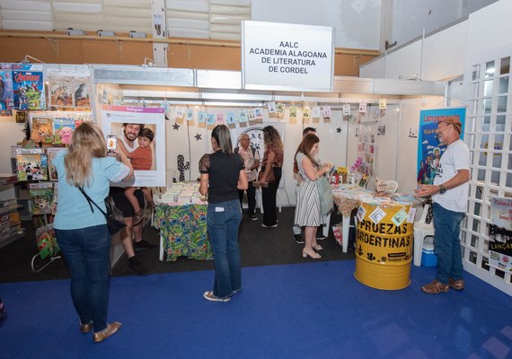 Literatura de Cordel é na 10º Bienal Internacional do Livro de Alagoas