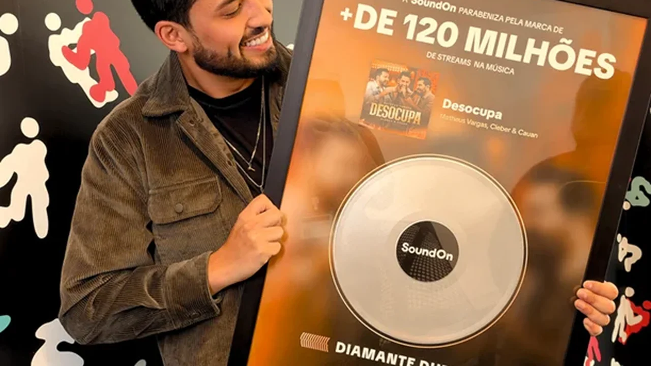 Matheus Vargas recebe Diamante Duplo após “Desocupa” superar 120 milhões de streams