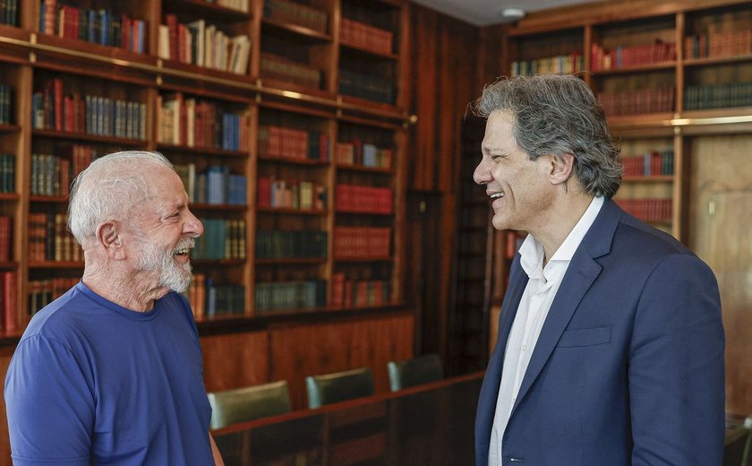 Conversa com Lula sobre corte de gastos está avançando, diz Haddad