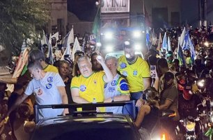 Alfredo Gaspar encerrou campanha ‘em casa’ com caminhada em Maceió 