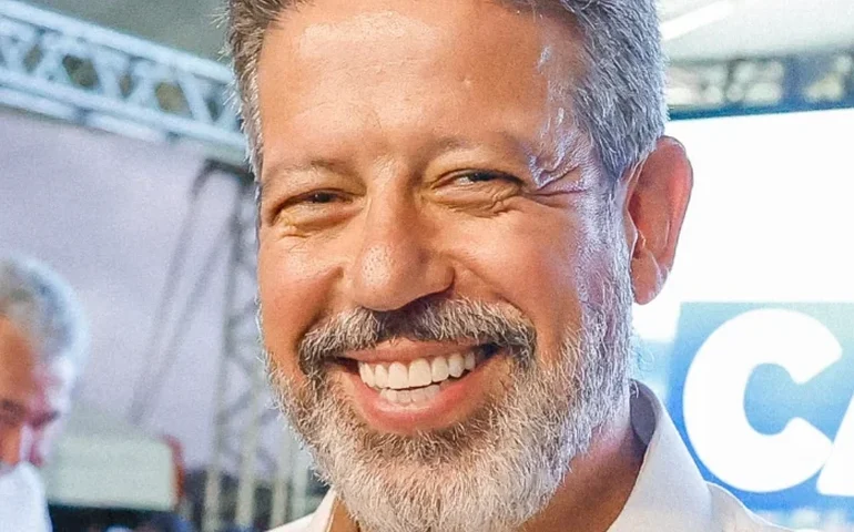 Diversificação agrícola: Arthur Lira aporta R$ 5 milhões em investimentos federais para a construção de 10 Casas do Mel em Alagoas