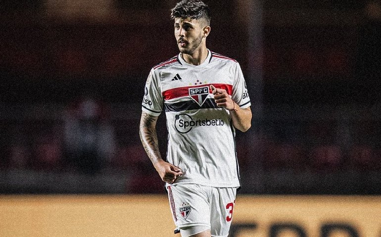 São Paulo renova contrato do jovem zagueiro Beraldo até 2028: 'Felicidade enorme'