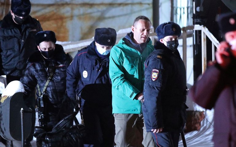 Polícia russa deteve 1.784 pessoas durante manifestações pró-Navalny