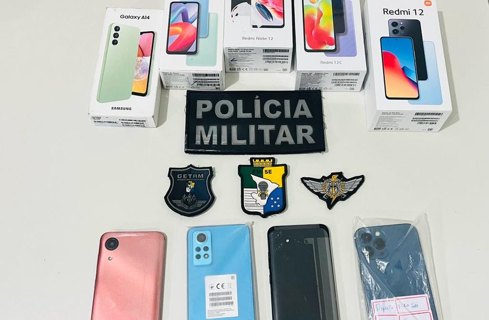 Homens assaltam loja e abandonam bolsa com celulares roubados na Grande Aracaju