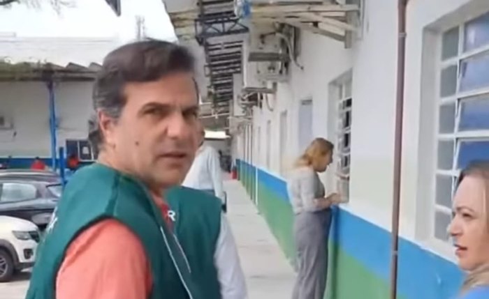 Defendor público Ricardo Melro em vistoria na Semed Defendor público Ricardo Melro em vistoria na Semed
