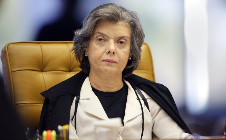 Para Cármen Lúcia, vazamento de sigilos não pode &#8221;criar nulidades&#8221;