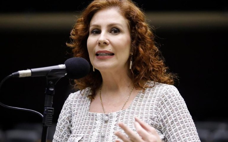 Mídia: Zambelli pode ser presa na Itália a qualquer momento, revela embaixador