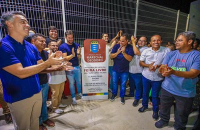 Prefeito Cacau inaugura novo Pátio da Feira com estrutura moderna