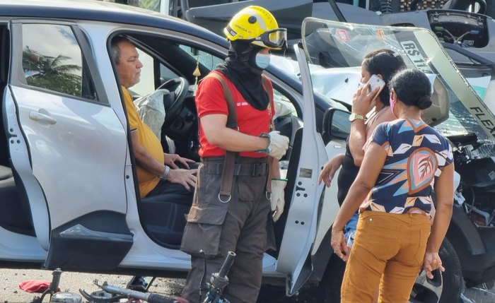 Bombeiros atendem a ocorrência